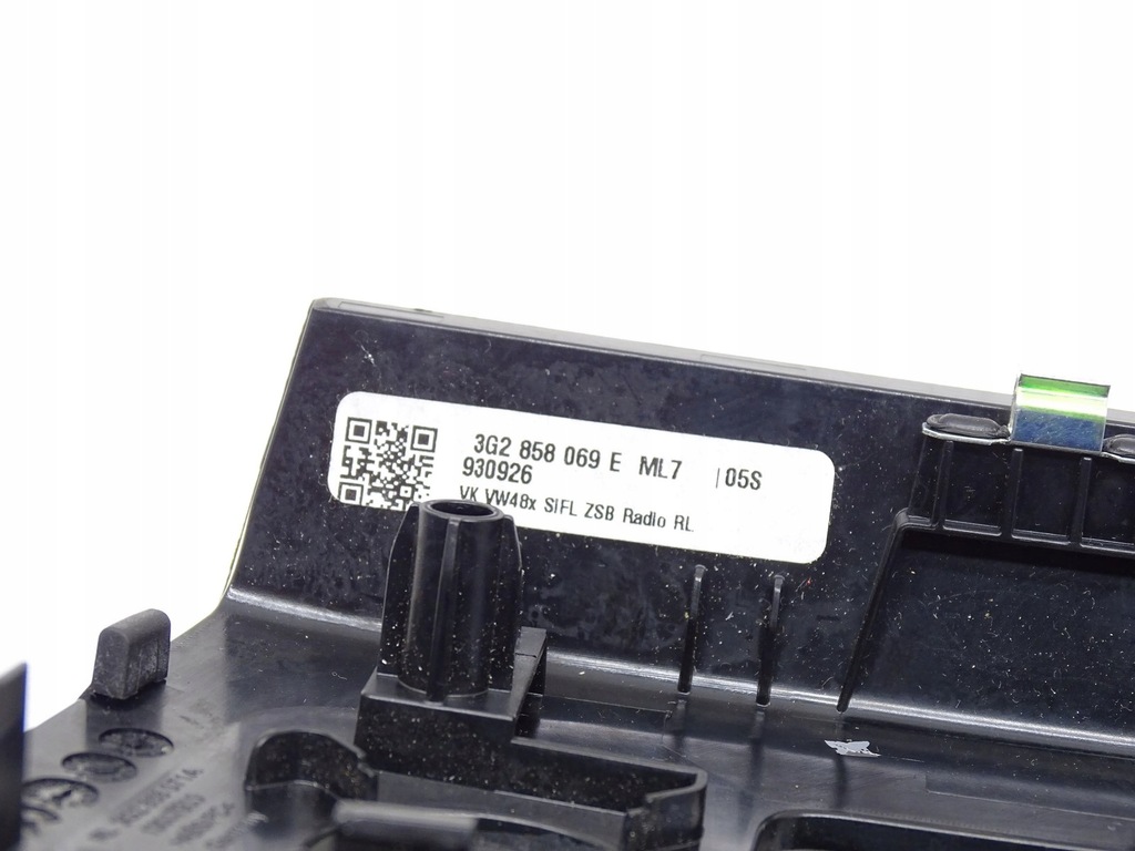 фото №7, Рамка защита dekor радио vw passat b8 3g0819475a