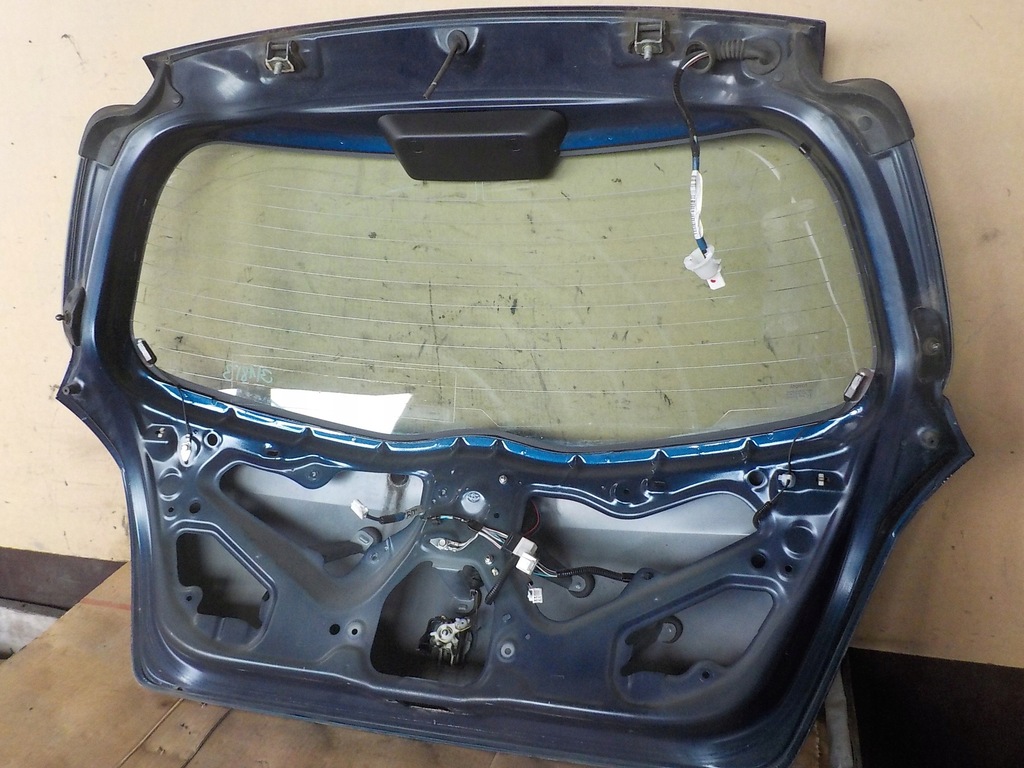 фото №7, Toyota yaris 1.4d d4d кришка багажника багажника