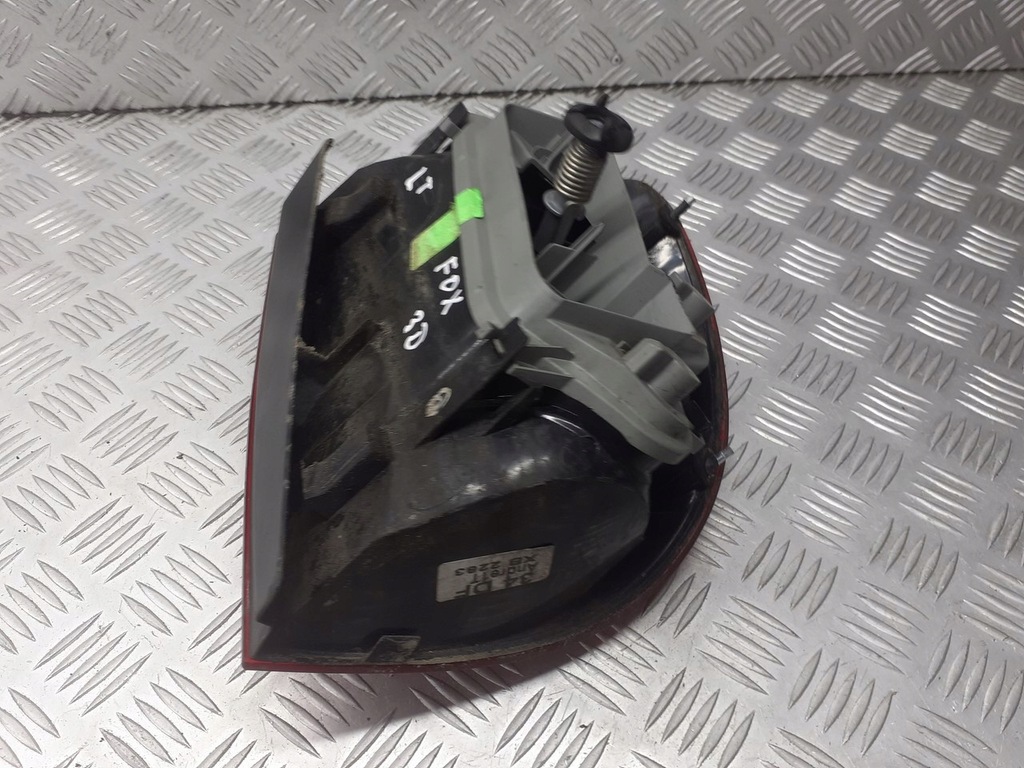 фото №4, Лампа ліва задня vw fox