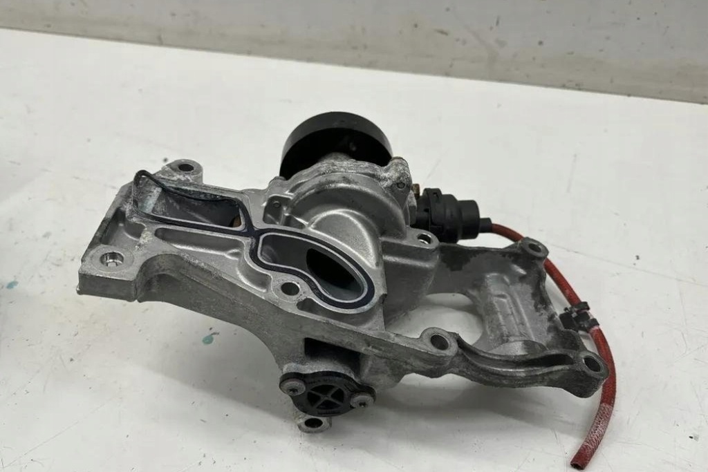 фото №1, Насос wody bmw 3 f30, f80 7644809 2.0l бензиновый 2018