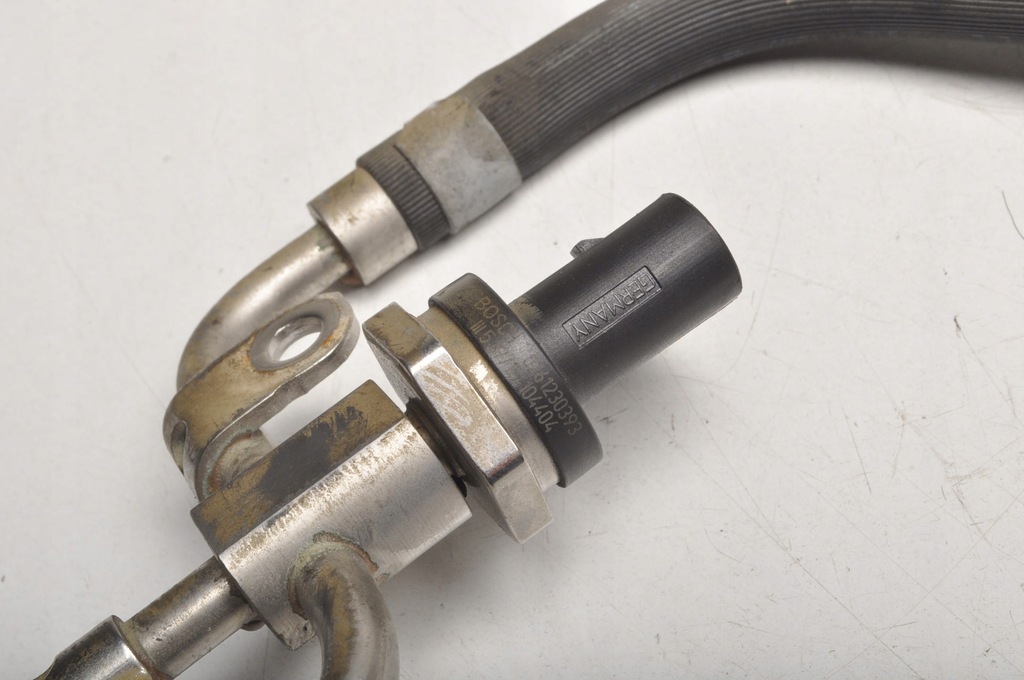 фото №7, Porsche macan 3.6 шланг пального клапан 06h906051g