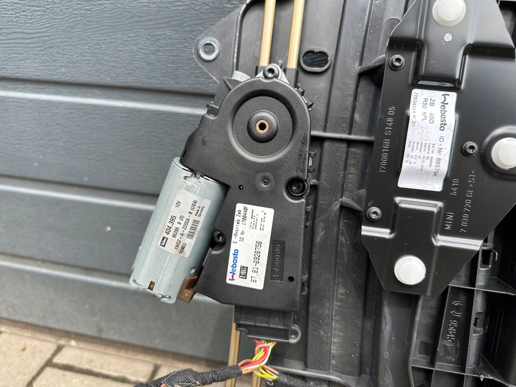 фото №6, Mini cooper r50 люк панорама исправные шторки моторчик