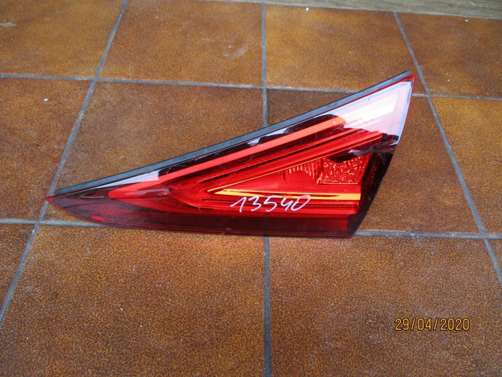 Mercedes-benz оригінальний номер a2579064700 фара Ціна