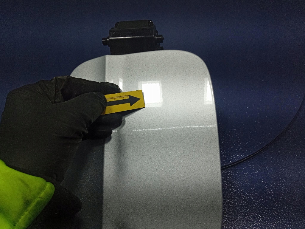 Skoda elroq 50 24- кришка роз'єм заряджання 5lg809702 la7w Ціна