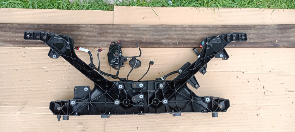 Ремень передний усилитель жгут замок tesla y 20-24rok 1660012-00-a Доставка