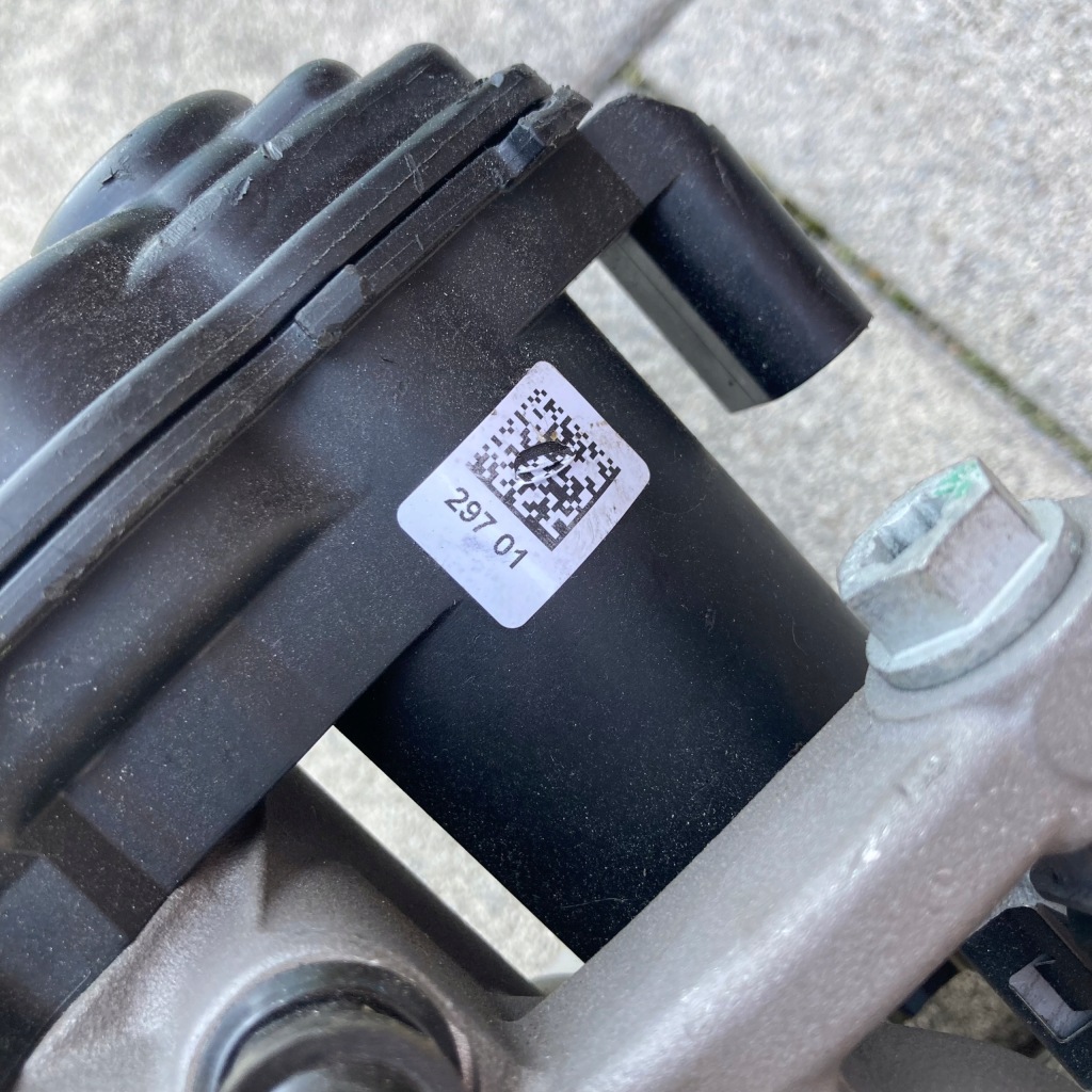 Mercedes eqe w295 v295 супорт гальмівний лівий задній 378x22 Недорого