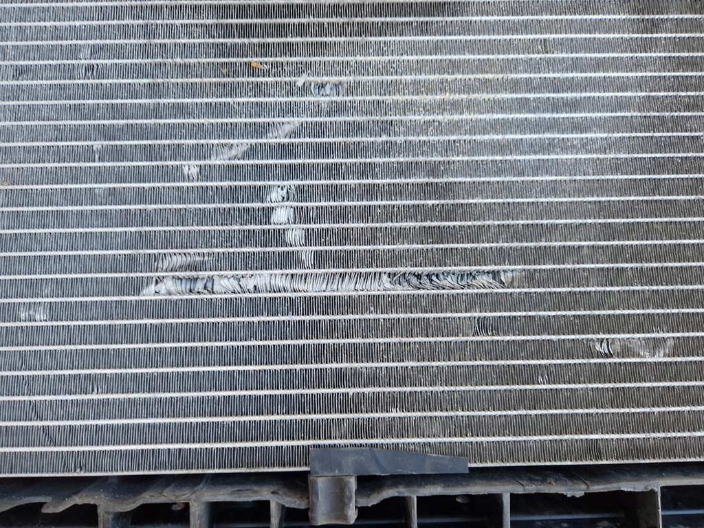 фото №6, Kompletny pas перед peugeot 206