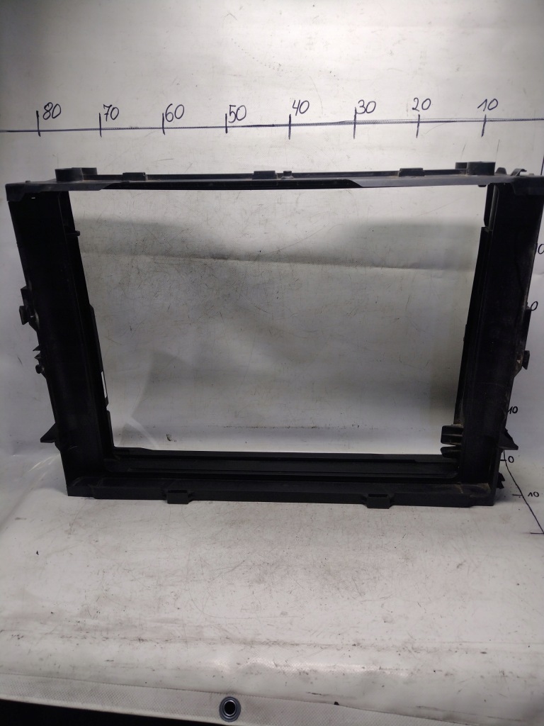 Купити Корпус радіатора bmw e65