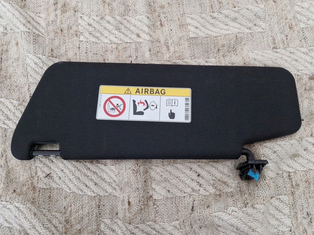 фото №1, Mercedes w218 cls защита солнцезащитная правая