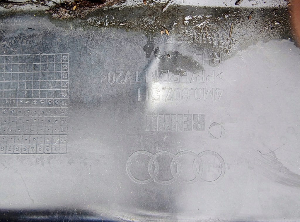 фото №10, Audi q7 s-line бампер задня 4m0807511