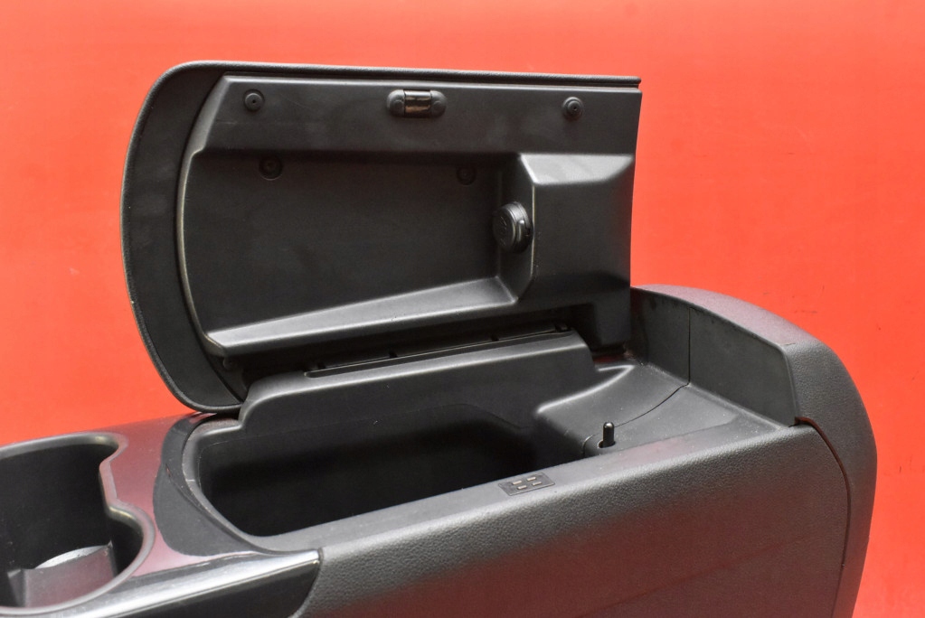 фото №14, Туннель средний подлокотник eu peugeot 3008 1 i 10-13