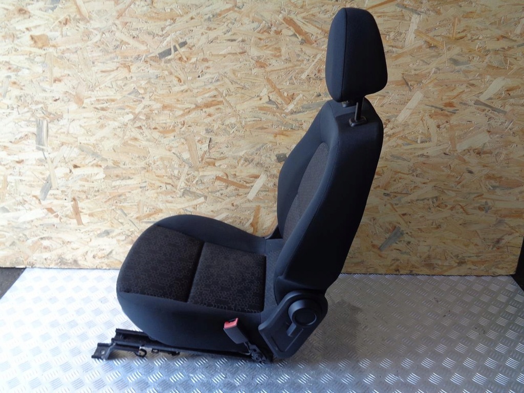 фото №7, Сидіння правий перед пасажира mitsubishi colt vi 04- 3d