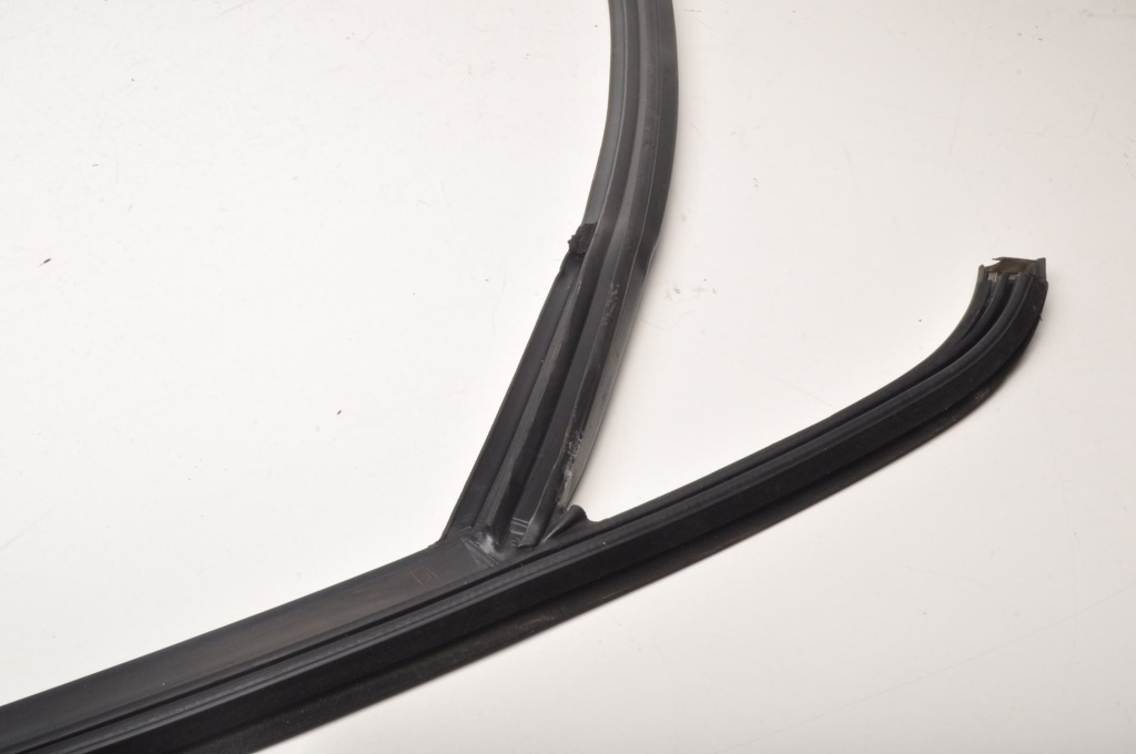 фото №6, Volvo s60 ii v60 молдинг дверь правая перед передняя 30784000