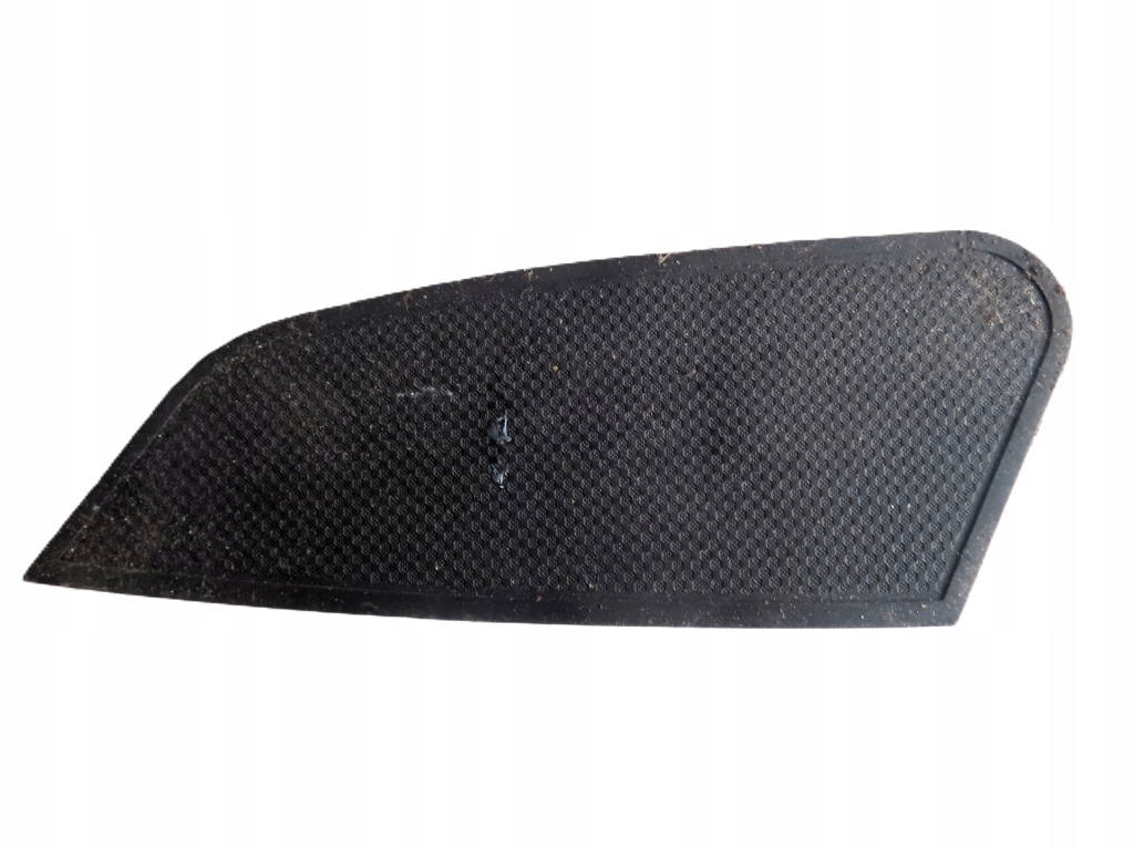 фото №1, Резиновый элемент обшивка передний lewego hyundai i30 ii 5 дверь 11-17 rok 82714-a6000