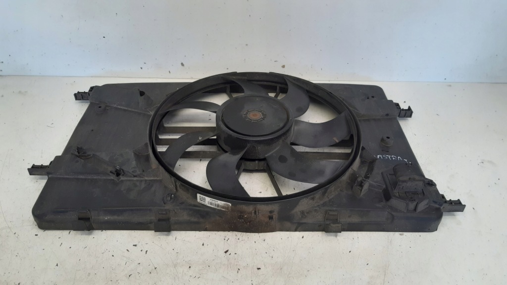 фото №1, Вентилятор 0130305454 opel astra j