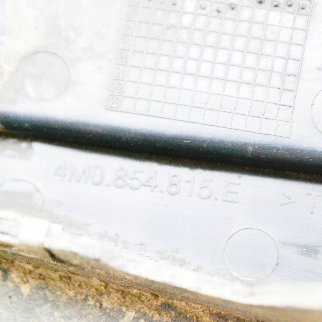 фото №7, Audi q7 4m 2016 левая сторона брызговики задние