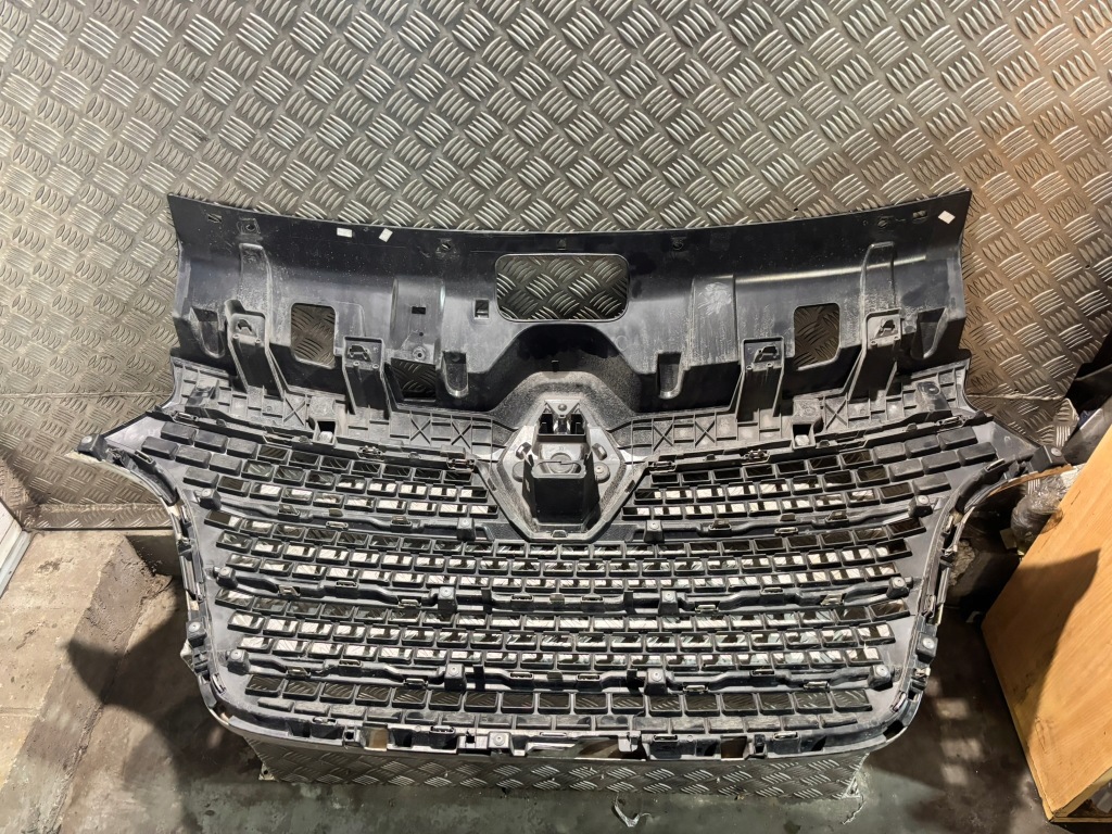 фото №7, Решётка радиатора перед renault master 3 iii lift / iv 2019- lift 628959833r