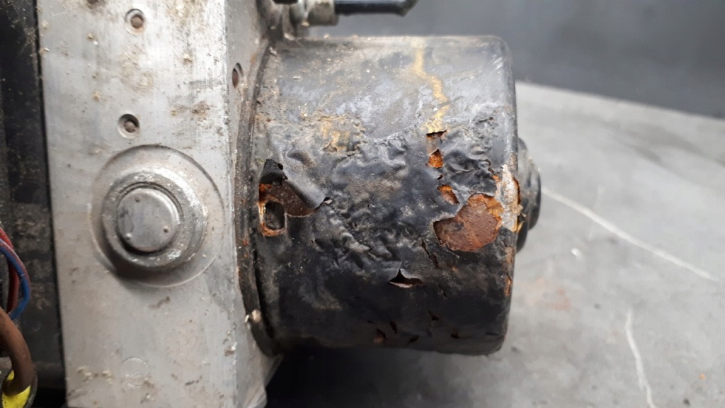 Купити 3451-6777158-01 насос abs bmw e81 e87