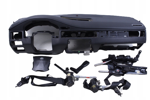 фото №1, Приборная панель консоль ремни подушка kpl. volvo xc70 07r.