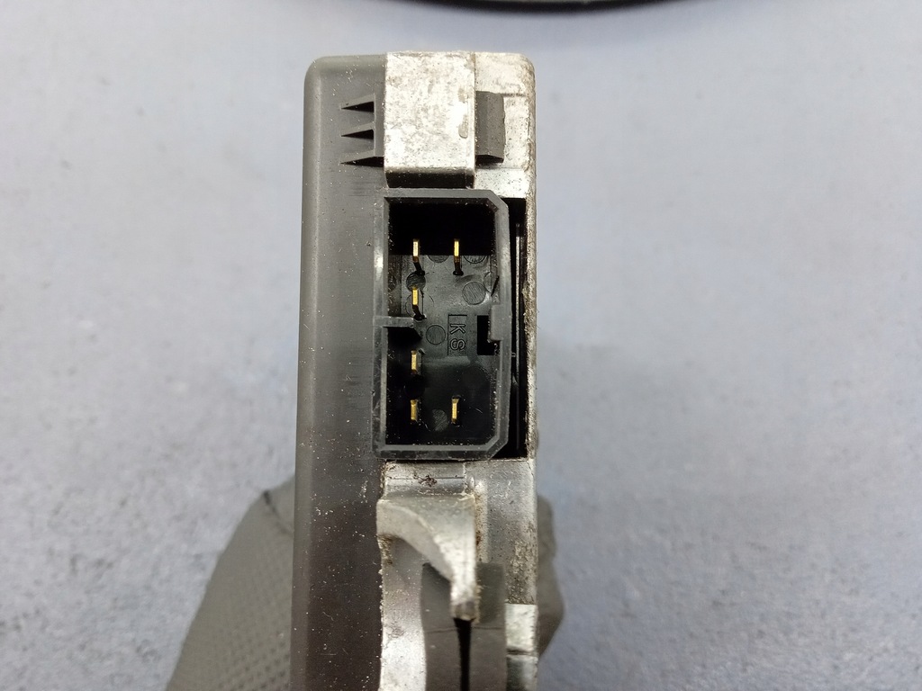 фото №5, Forester i sf моторчик люк 65450fc000