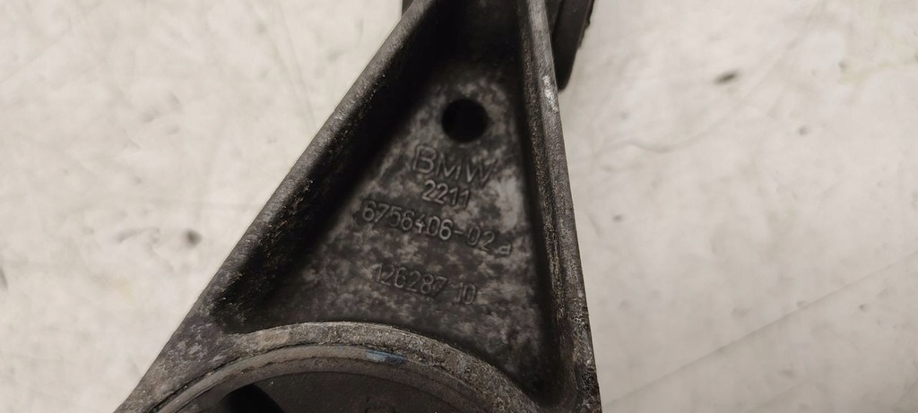 фото №2, Подушка кронштейн двигуна mini r50 1,6 16v