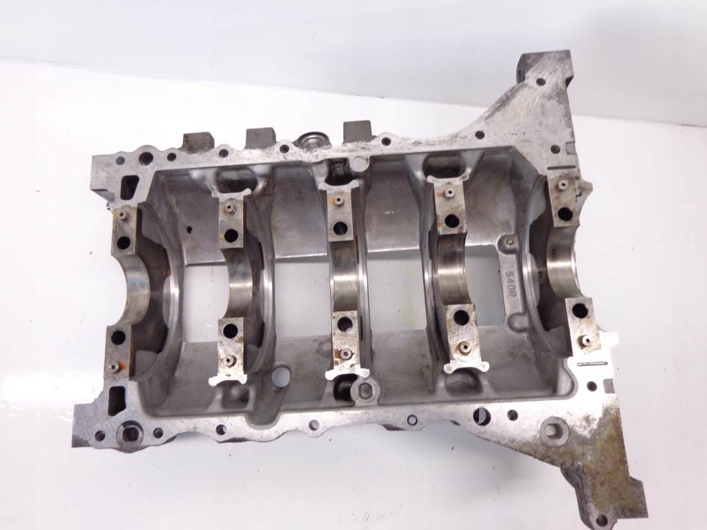 фото №13, Citroen xsara picasso 1.6 hdi основа підпора вала блок картер 210104b