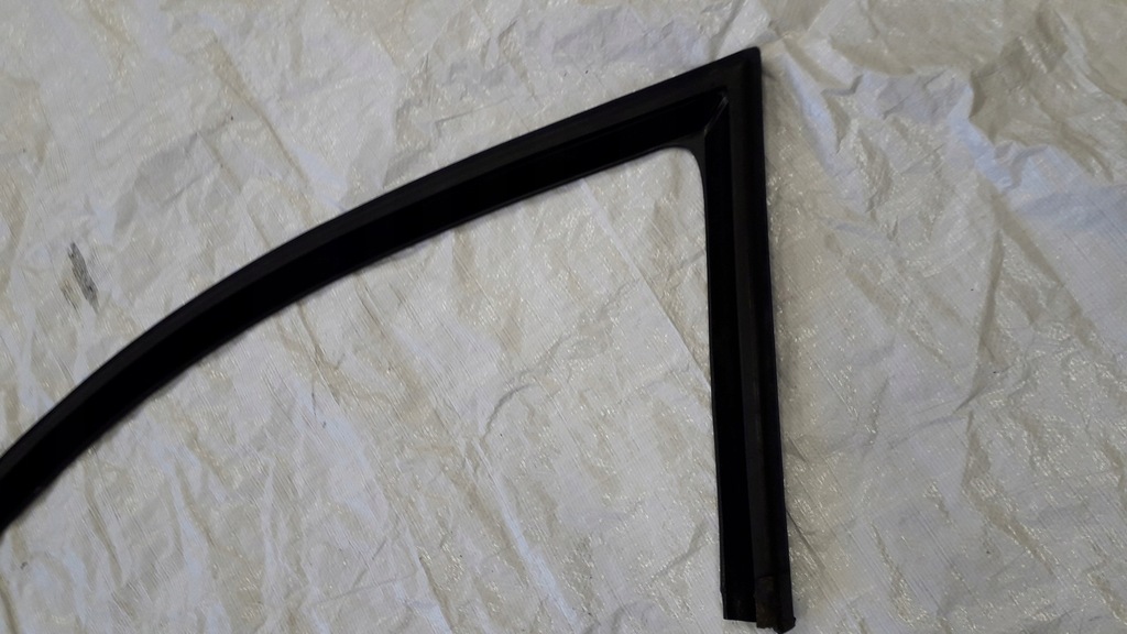 фото №6, Напрямна скло 6l3837432k seat ibiza iii 3