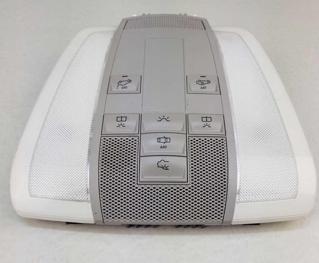 фото №3, Mercedes c w204 лампа освітлення салону перед