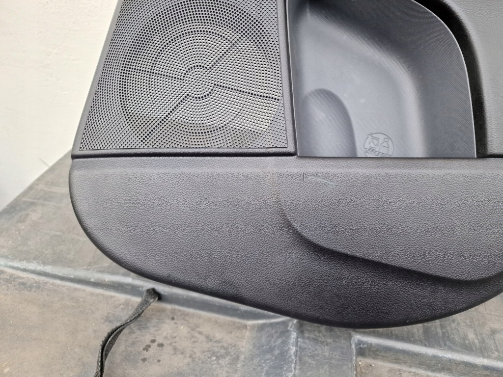 фото №8, Обшивка оббивка двері правий задня kia sportage iii