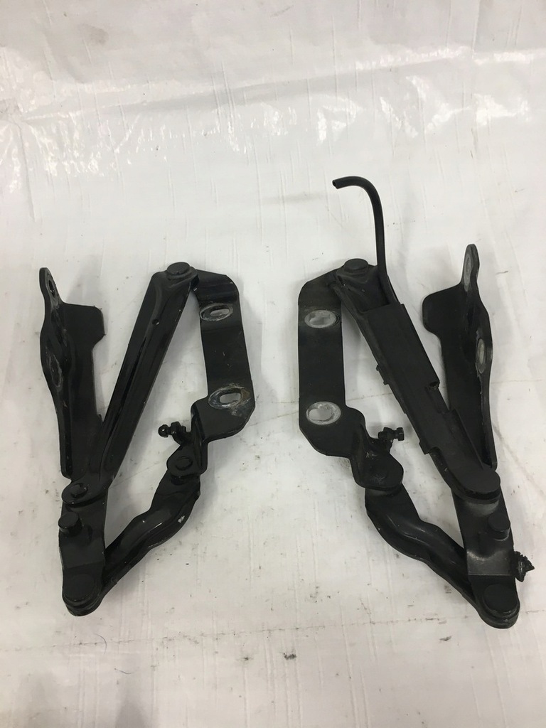 фото №10, Петля кришки багажника vw new beetle 98-10 1c0823301g 1c0823302g