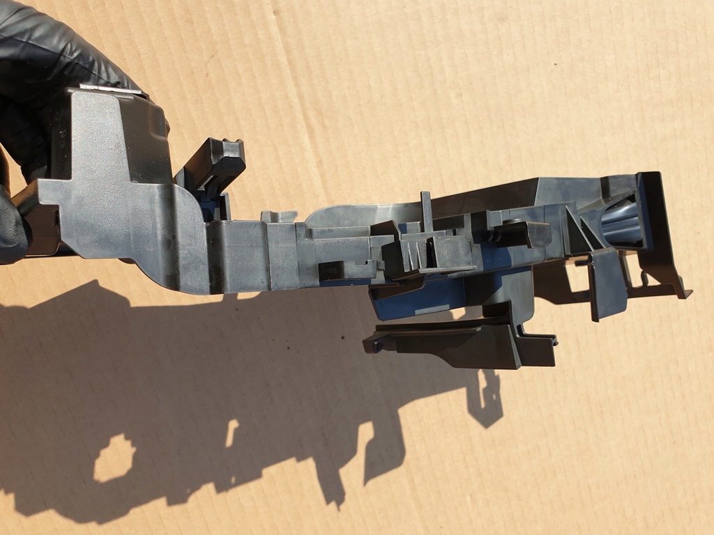 фото №8, Защита корпус замка дверь правый перед volvo xc40 30747094 оригинальный номер europa