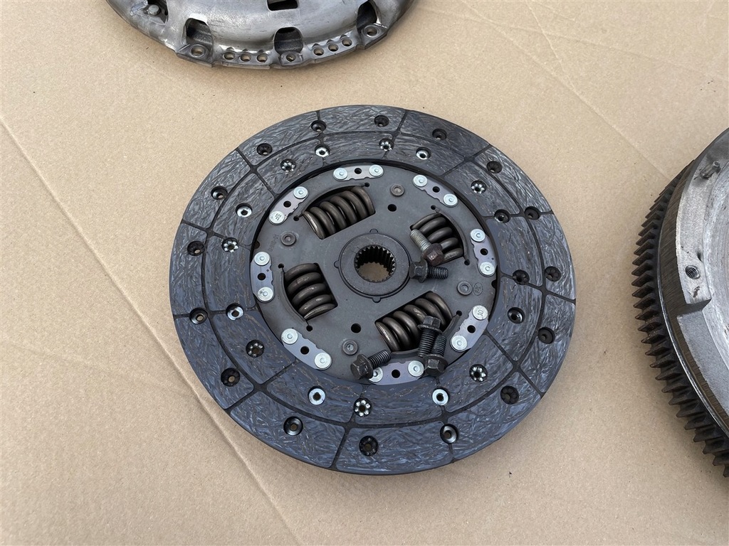 фото №5, Колесо двухмассовый сцепление ford custom transit mk8 2.2 tdci euro 5 11-16