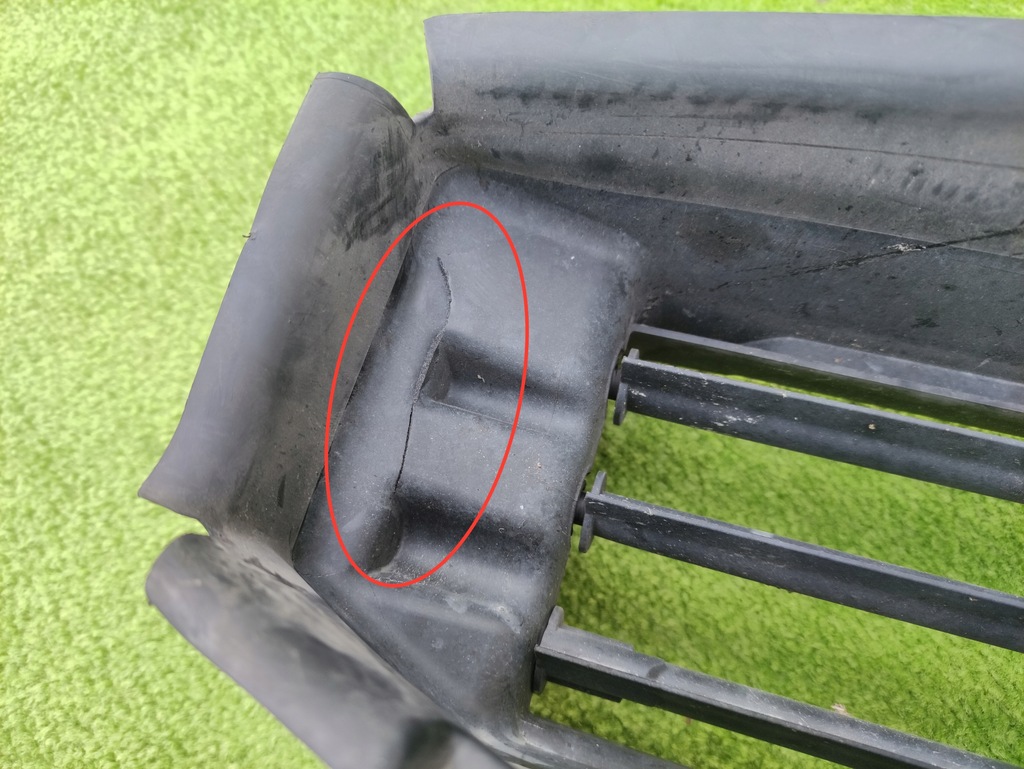 фото №14, Volvo polestar ii 19- жалюзи воздуховод воздуха