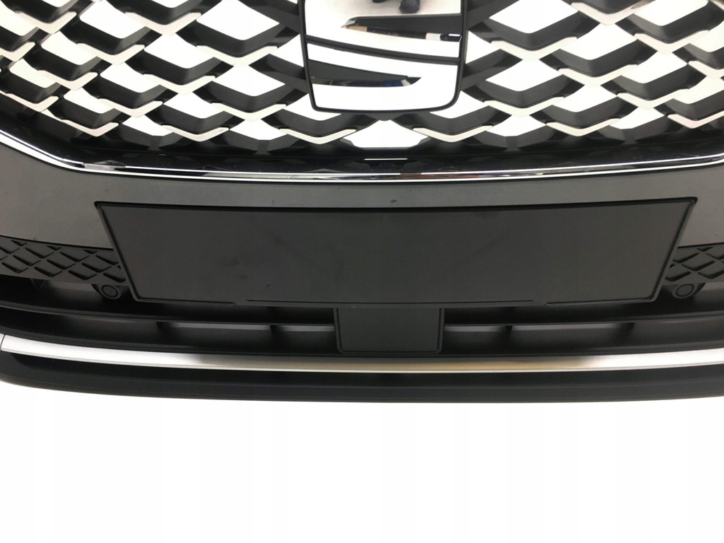 фото №2, Seat tarraco lr7h бампер перед 6xpdc радар хром