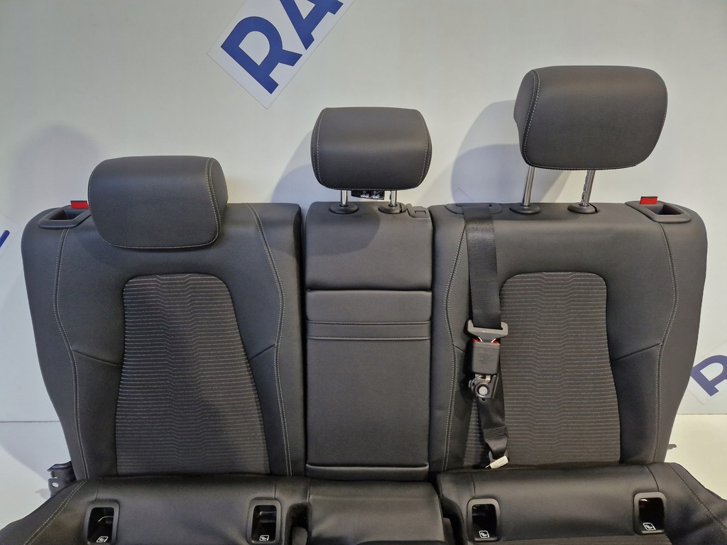 фото №10, Сиденья сиденье комплект сидений обшивки туннель пластики mercedes a-klasa w177 hb