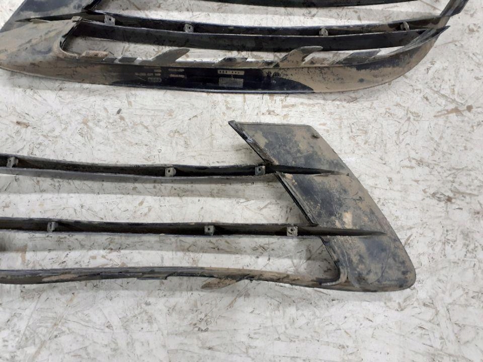 фото №10, Решітка бампера передня ліва права audi r8 420807682a 420807681a