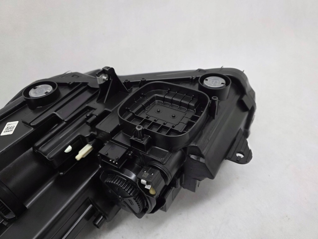 Opel crossland x фара перед передняя правый  обычная с led drl 13467968 Оригинал