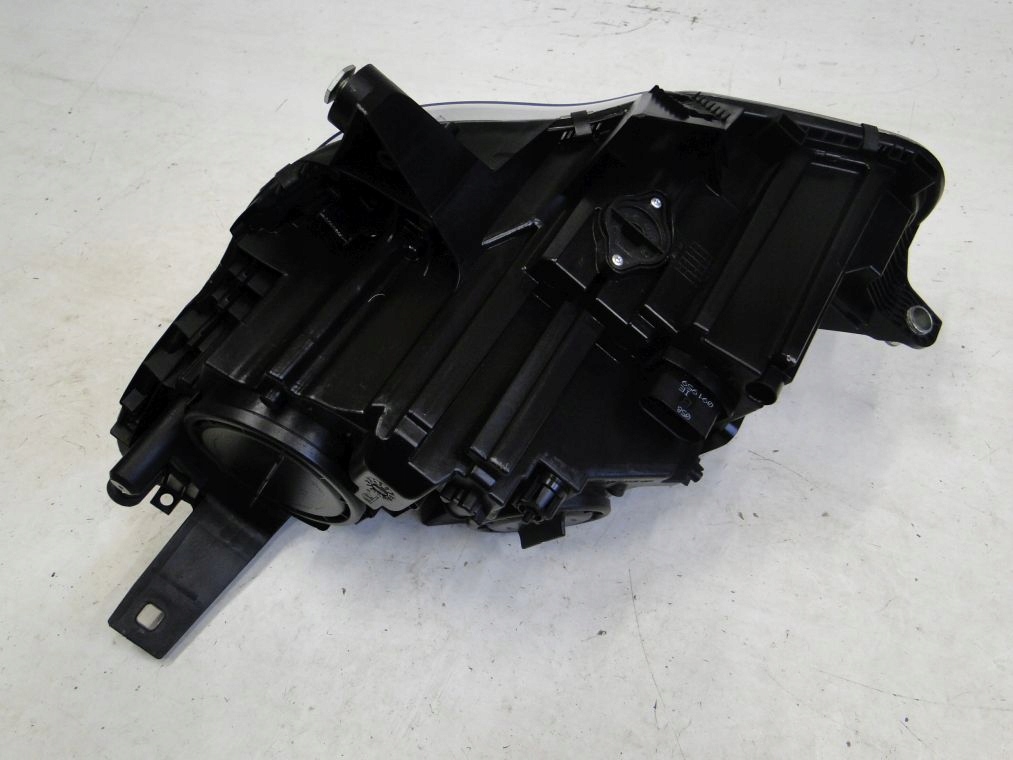 фото №8, Mercedes r klasa w251 лампа обычная h7 правая 251