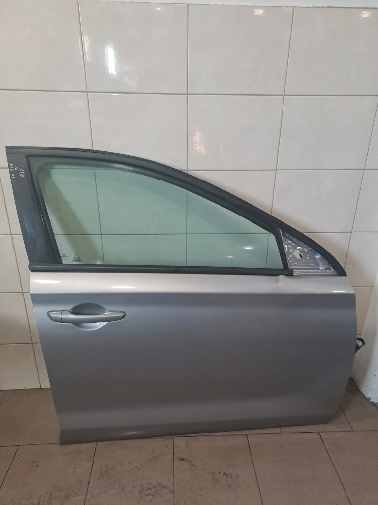 фото №1, Hyundai i30 iii 17r- двері правий перед r2t