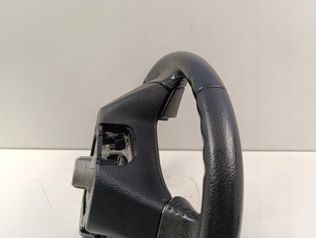 фото №6, Toyota corolla verso ii воздуховод кожа мультифункция