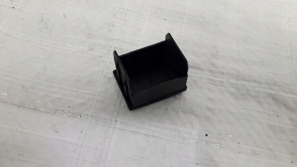 фото №13, Polo n9 заглушка выключателя консоли 6q0959623