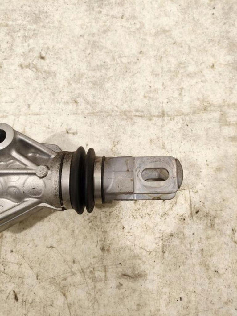 фото №8, Porsche taycan 9j1 2021 колонки кермові