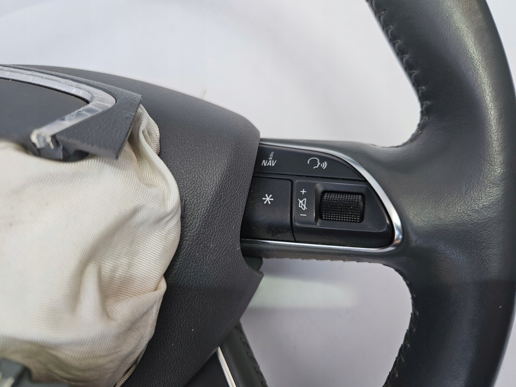 фото №6, Воздуховод четырёхлучевая серая кожа кожаный подушка audi a6 c7 a7 4g