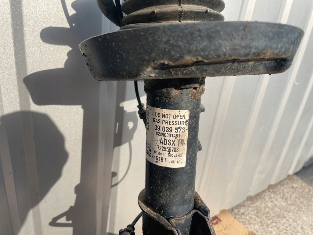 фото №4, Astra k v 1.6 cdti амортизационная стойка поворотный кулак левая