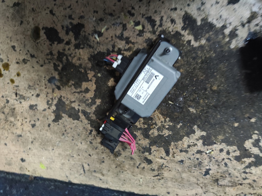 фото №1, Renault scenic iii модуль блок управления напряжения 293a03329r