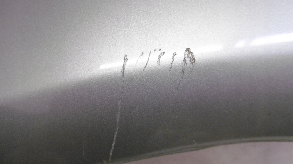 Крыло  левое  перед lexus rx 1 rx300 рестайлинг  2000r- Доставка