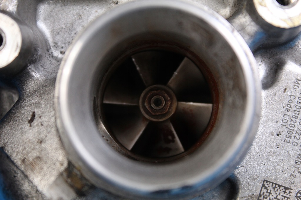 фото №8, Audi q3 8u lift 1.4 tfsi czea турбіна 2018r 04e145722g