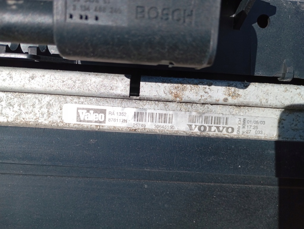 Радиатор воды кондиционера вентилятор volvo v70 2.4 20v Оригинал