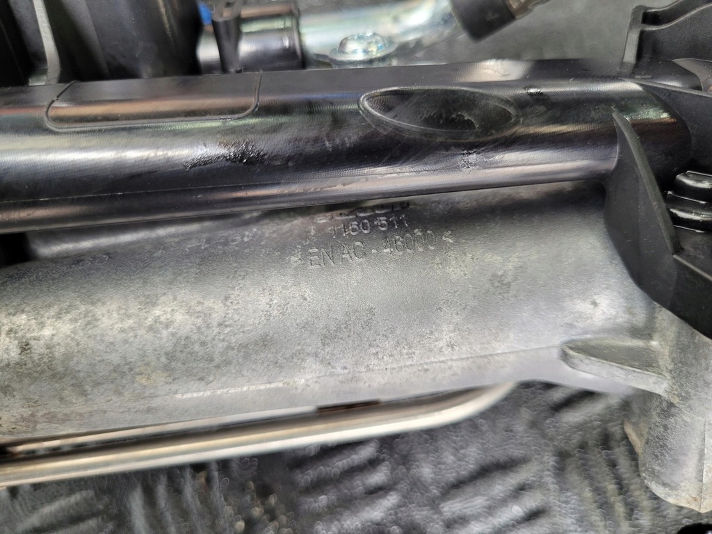 фото №5, Клапан egr термостат 55229740 jeep cherokee v kl 2.2 crd lau61