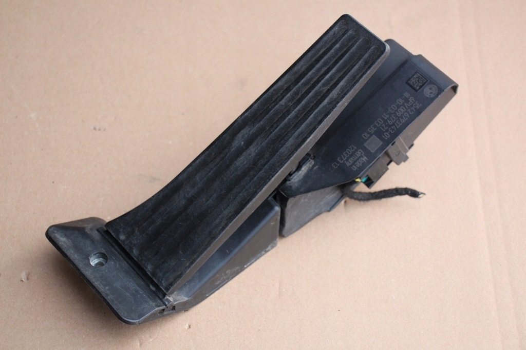 фото №1, Педаль газу потенціометр bmw 1 e82 e81 e88 e87 x1 e84 6793743